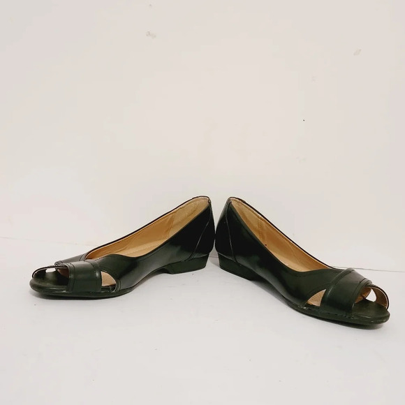 9M Comfortview Leatherlike Crossover Peeptoe 1" Heel Flats - Picture 8 of 9